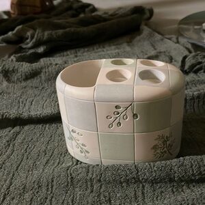 Toothbrush & Toothpaste Holder
